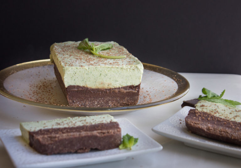 Grasshopper Cheesecake {Paleo + Raw Vegan}|Grasshopper Cheesecake {Paleo + Raw Vegan}|Grasshopper Cheesecake {Paleo + Raw Vegan}|Grasshopper Cheesecake {Paleo + Raw Vegan}|Grasshopper Cheesecake {Paleo + Raw Vegan}|Grasshopper Cheesecake {Paleo + Raw Vegan}|Grasshopper Cheesecake {Paleo + Raw Vegan}|Grasshopper Cheesecake {Paleo + Raw Vegan}|Grasshopper Cheesecake {Paleo + Raw Vegan}|Grasshopper Cheesecake {Paleo + Raw Vegan}|Grasshopper Cheesecake {Paleo + Raw Vegan}|Grasshopper Cheesecake on a plate from overhead
